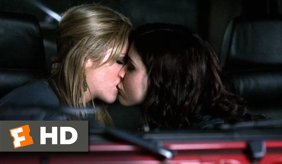 Самые красивые поцелуи девушек в кино 1