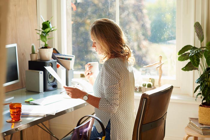 Как работать дома эффективно: организация рабочего места, распорядок дня